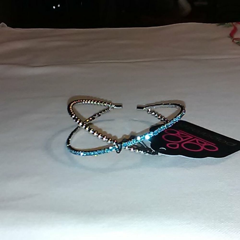 Chrisscrossed blue bracelet